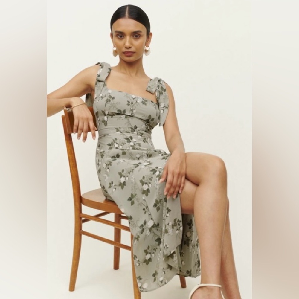 NWT Reformation Twilight Dress in Verde Size 0 Green Floral Midi Dress